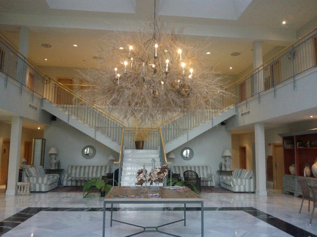 Hotel Villa Marcilla Zewnętrze zdjęcie