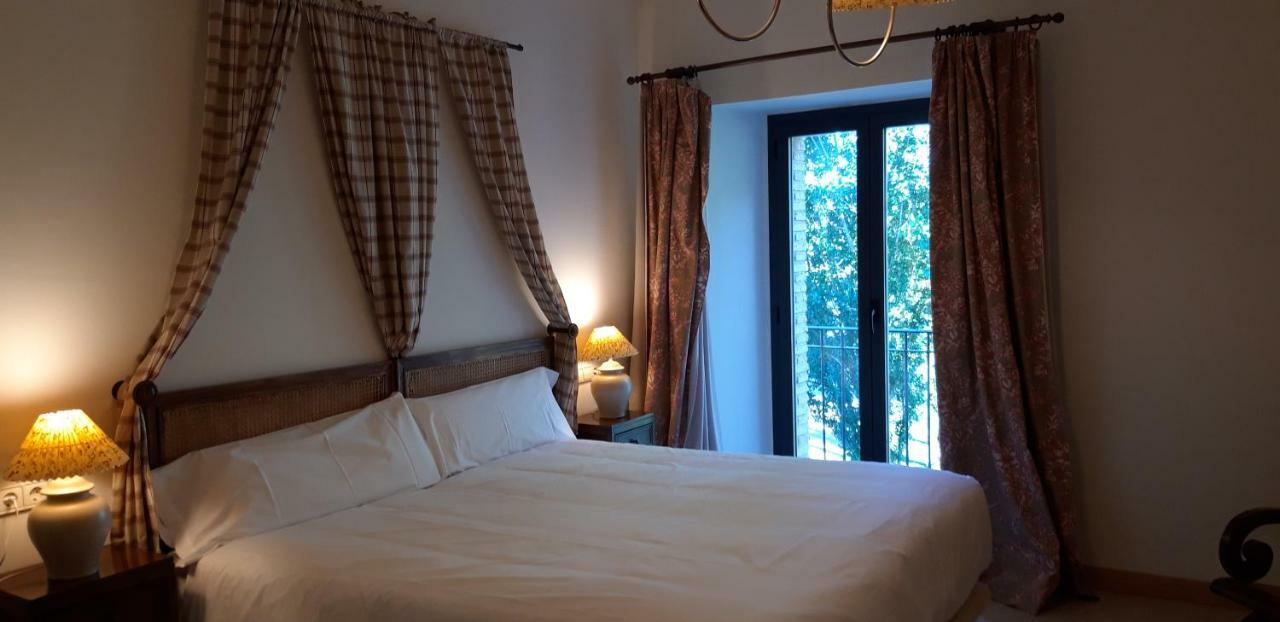Hotel Villa Marcilla Zewnętrze zdjęcie
